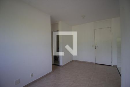 Sala de apartamento para alugar com 2 quartos, 44m² em Vargem Grande, Rio de Janeiro