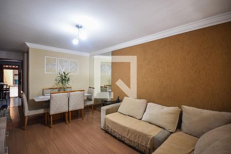 Sala de casa à venda com 2 quartos, 85m² em Vila Suzana, São Paulo