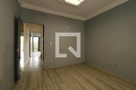 Quarto de casa para alugar com 2 quartos, 58m² em Vila Santa Teresa, Santo André