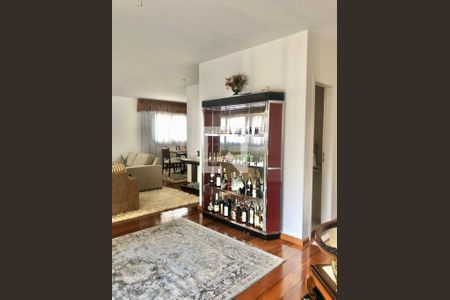 Apartamento à venda com 4 quartos, 215m² em Itaim Bibi, São Paulo