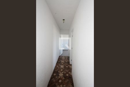 Corredor de apartamento para alugar com 2 quartos, 45m² em Jardim Imperador (zona Leste), São Paulo