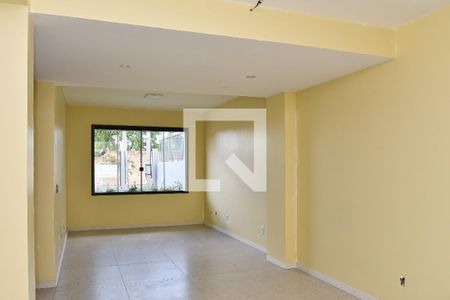 Sala de casa à venda com 3 quartos, 180m² em Jardim Itu Sabará, Porto Alegre