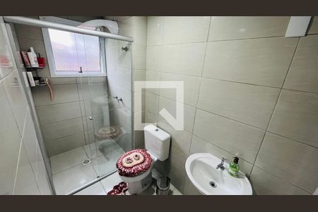 Banheiro  de apartamento para alugar com 2 quartos, 87m² em Passo do Feijó, Alvorada