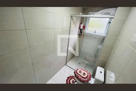 Banheiro de apartamento para alugar com 2 quartos, 87m² em Passo do Feijó, Alvorada