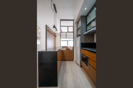 Cozinha de apartamento à venda com 1 quarto, 35m² em Teresópolis, Porto Alegre