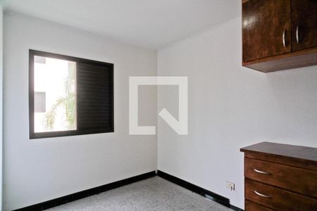 Quarto 2 de apartamento para alugar com 2 quartos, 55m² em Vila Mangalot, São Paulo