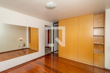 Quarto Suíte de casa à venda com 4 quartos, 400m² em Morro Santana, Porto Alegre