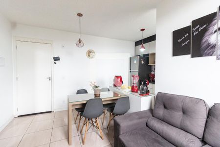 Sala de apartamento para alugar com 2 quartos, 42m² em Vila Santa Maria, São Paulo