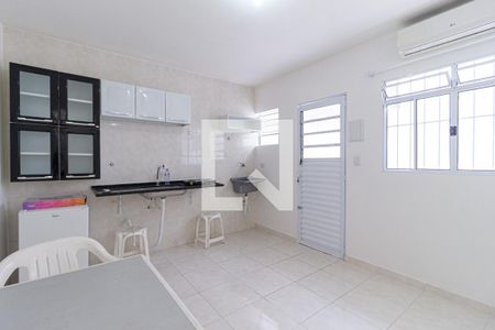 Studio de kitnet/studio para alugar com 1 quarto, 25m² em Jardim das Flores, Osasco