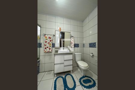 Banheiro de casa à venda com 3 quartos, 100m² em Santos Dumont, São Leopoldo