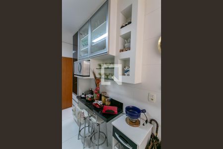 Cozinha de apartamento para alugar com 2 quartos, 100m² em Serrano, Belo Horizonte