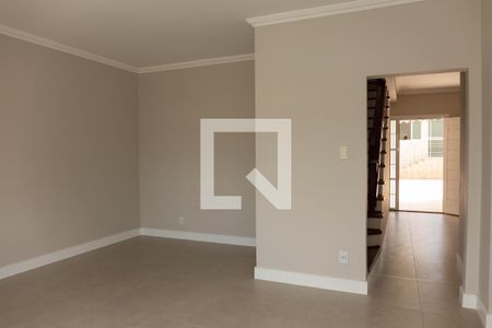 Sala de casa à venda com 4 quartos, 270m² em Morro Santana, Porto Alegre