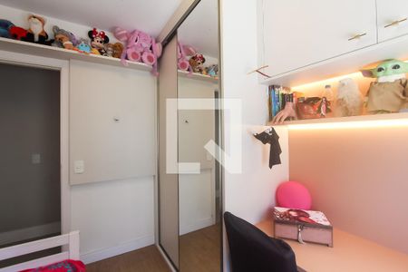 Quarto 1 de apartamento à venda com 3 quartos, 75m² em São Sebastião, Porto Alegre