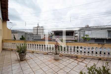 Varanda de casa à venda com 4 quartos, 205m² em Bela Vista, Osasco