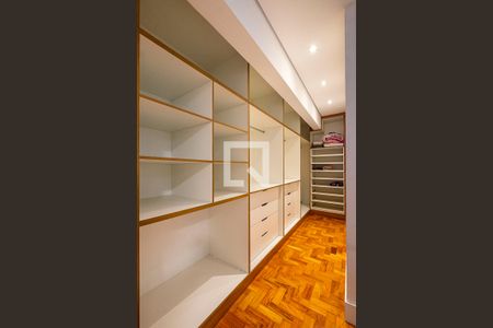 Suíte - Closet de apartamento à venda com 3 quartos, 140m² em Jardim Paulista, São Paulo