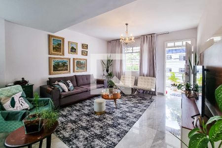 Sala de casa à venda com 3 quartos, 190m² em Dona Clara, Belo Horizonte