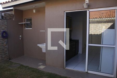 Quintal de casa para alugar com 2 quartos, 51m² em Jardim Algarve, Alvorada