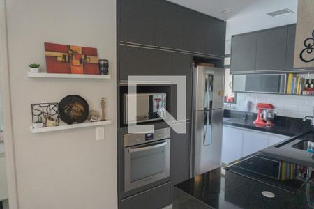 Cozinha de apartamento para alugar com 1 quarto, 43m² em Bela Vista, São Paulo