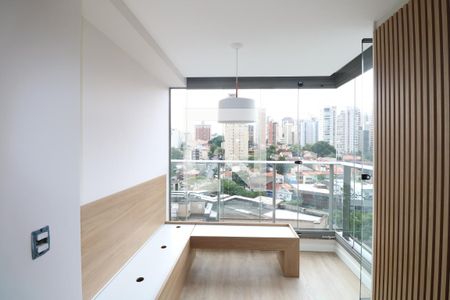 Varanda da Sala  de apartamento para alugar com 2 quartos, 61m² em Perdizes, São Paulo
