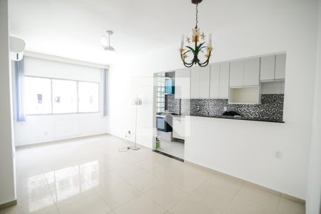 Apartamento à venda com 63m², 2 quartos e 1 vagaSala