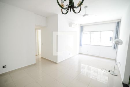 Apartamento à venda com 63m², 2 quartos e 1 vagaSala