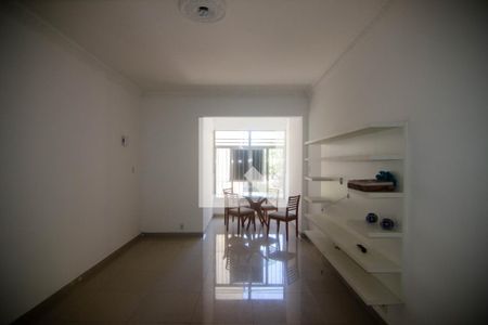 Apartamento à venda com 120m², 3 quartos e sem vagaSala