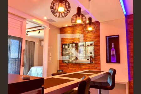 Sala/Cozinha de kitnet/studio para alugar com 1 quarto, 34m² em Centro, Curitiba