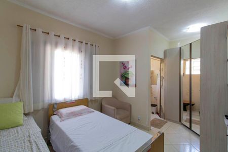 Casa à venda com 300m², 5 quartos e 6 vagas Casa à venda com 300m², 5 quartos e 6 vagasSuíte