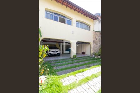 Casa à venda com 300m², 5 quartos e 6 vagas Casa à venda com 300m², 5 quartos e 6 vagasGaragem