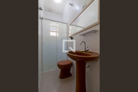 Casa à venda com 300m², 5 quartos e 6 vagas Casa à venda com 300m², 5 quartos e 6 vagasBanheiro Fundos