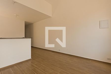 Casa à venda com 70m², 2 quartos e 2 vagasSala/Cozinha