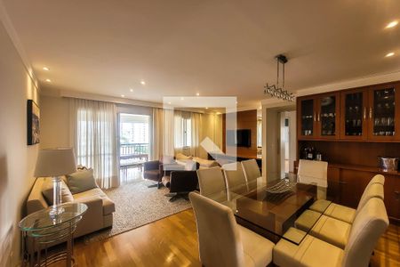 Apartamento à venda com 108m², 3 quartos e 2 vagas Apartamento à venda com 108m², 3 quartos e 2 vagasSala