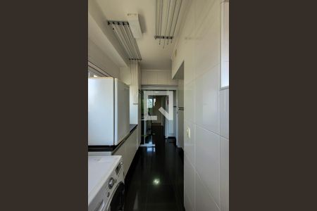 Apartamento à venda com 108m², 3 quartos e 2 vagas Apartamento à venda com 108m², 3 quartos e 2 vagasÁrea de Serviço