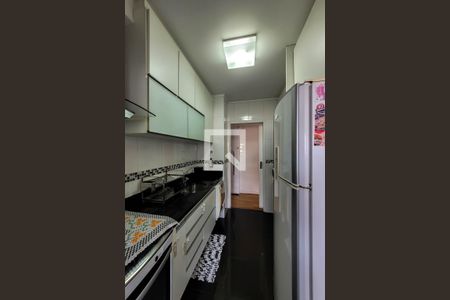 Apartamento à venda com 108m², 3 quartos e 2 vagas Apartamento à venda com 108m², 3 quartos e 2 vagasCozinha