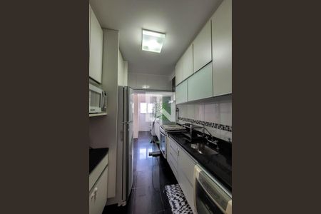 Apartamento à venda com 108m², 3 quartos e 2 vagas Apartamento à venda com 108m², 3 quartos e 2 vagasCozinha