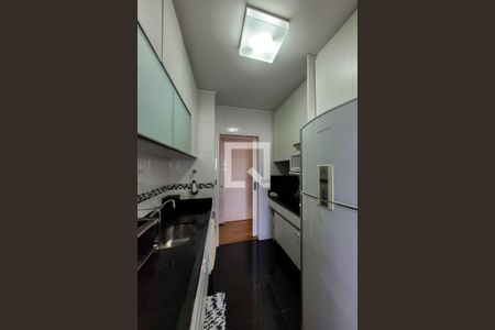 Apartamento à venda com 108m², 3 quartos e 2 vagas Apartamento à venda com 108m², 3 quartos e 2 vagasCozinha