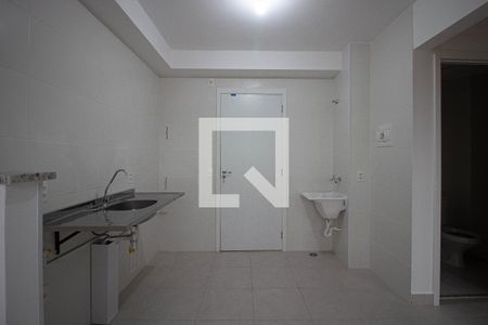 Sala-Cozinha de apartamento para alugar com 2 quartos, 32m² em Vila Nova Curuçá, São Paulo