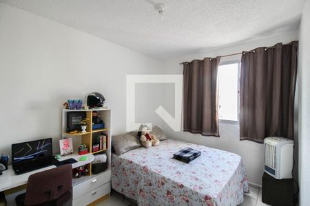 Quarto 1 de apartamento para alugar com 2 quartos, 46m² em Jardim da Posse, Nova Iguaçu