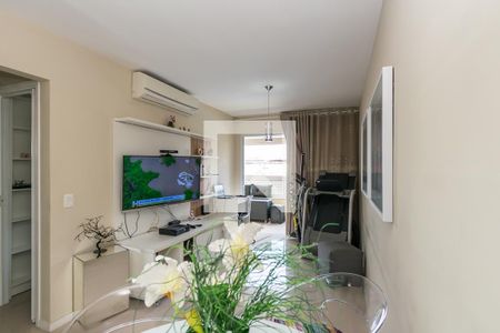 Sala de apartamento à venda com 1 quarto, 49m² em Penha, Rio de Janeiro