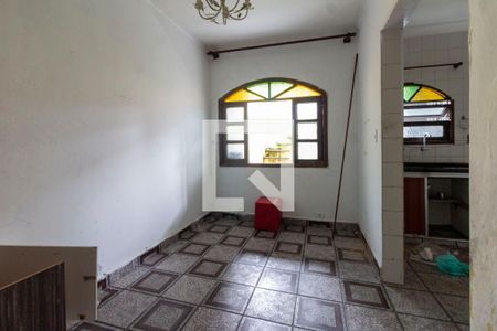 Sala de casa para alugar com 2 quartos, 100m² em Cidade Antônio Estevão de Carvalho, São Paulo