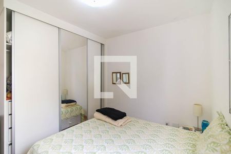 Quarto 1 de casa para alugar com 3 quartos, 110m² em Vila Morse, São Paulo