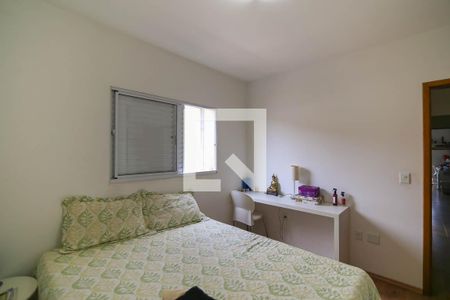 Quarto 1 de casa para alugar com 3 quartos, 110m² em Vila Morse, São Paulo