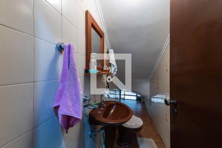 Lavabo de casa para alugar com 3 quartos, 140m² em Vila Ivone, São Paulo