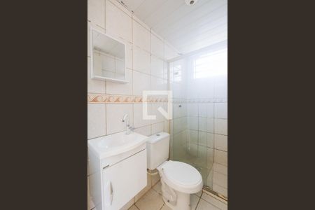 Banheiro de apartamento para alugar com 1 quarto, 43m² em Morro Santana, Porto Alegre