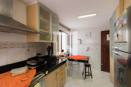 Cozinha de casa de condomínio para alugar com 4 quartos, 218m² em Jacarepaguá, Rio de Janeiro