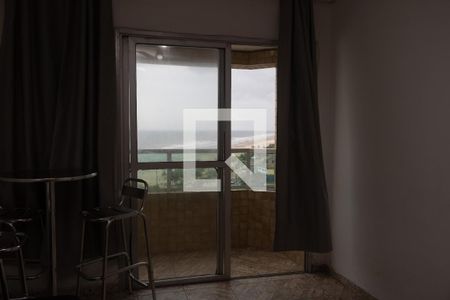 Vista Sala de apartamento para alugar com 1 quarto, 70m² em Nova Mirim, Praia Grande