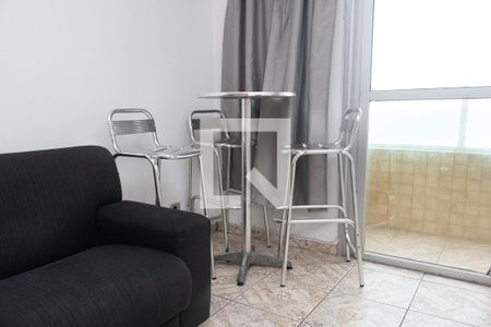 Detalhes Sala  de apartamento para alugar com 1 quarto, 70m² em Nova Mirim, Praia Grande