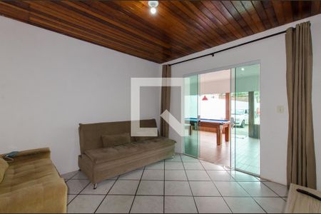 Sala de casa para alugar com 5 quartos, 200m² em Campeche Leste, Florianópolis