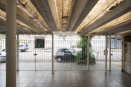 Vista de casa à venda com 5 quartos, 250m² em Jardim Petropolis, São Paulo
