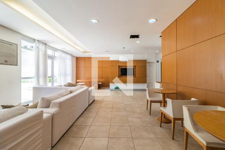 Apartamento à venda com 70m², 2 quartos e 1 vaga Apartamento à venda com 70m², 2 quartos e 1 vagaÁrea comum - Salão de festas